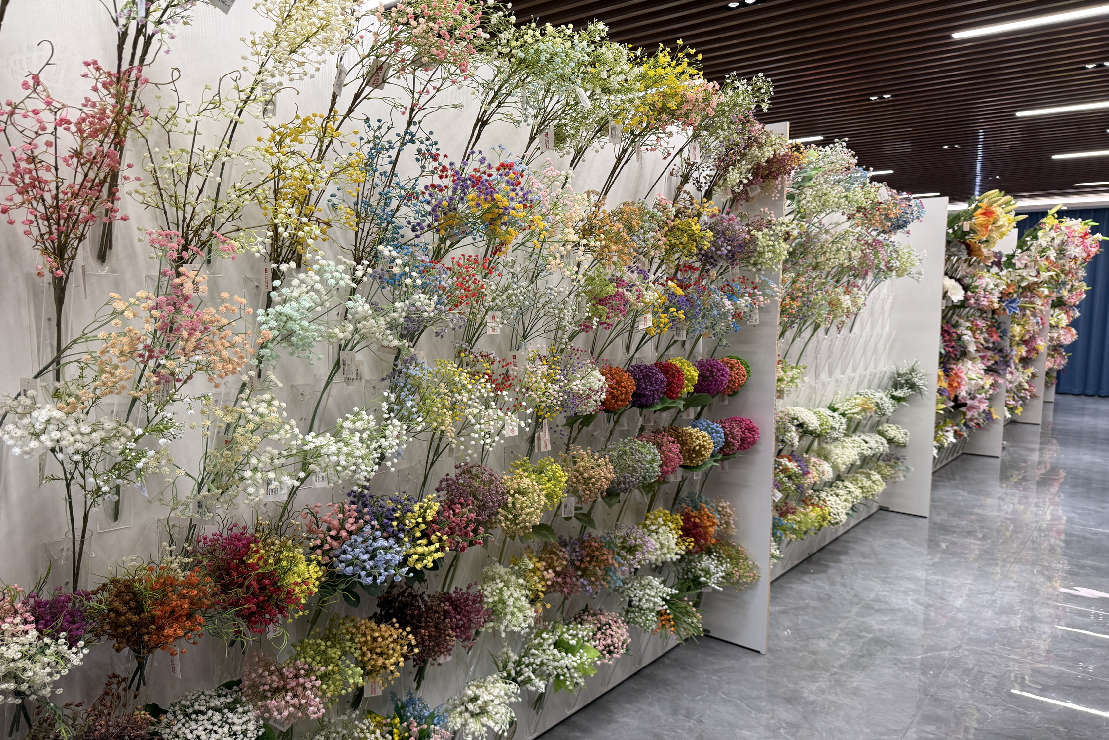 Wholesale Artificial Gypsophila – Factory Direct  Bulk Supply for Global Faux Flower Importers &